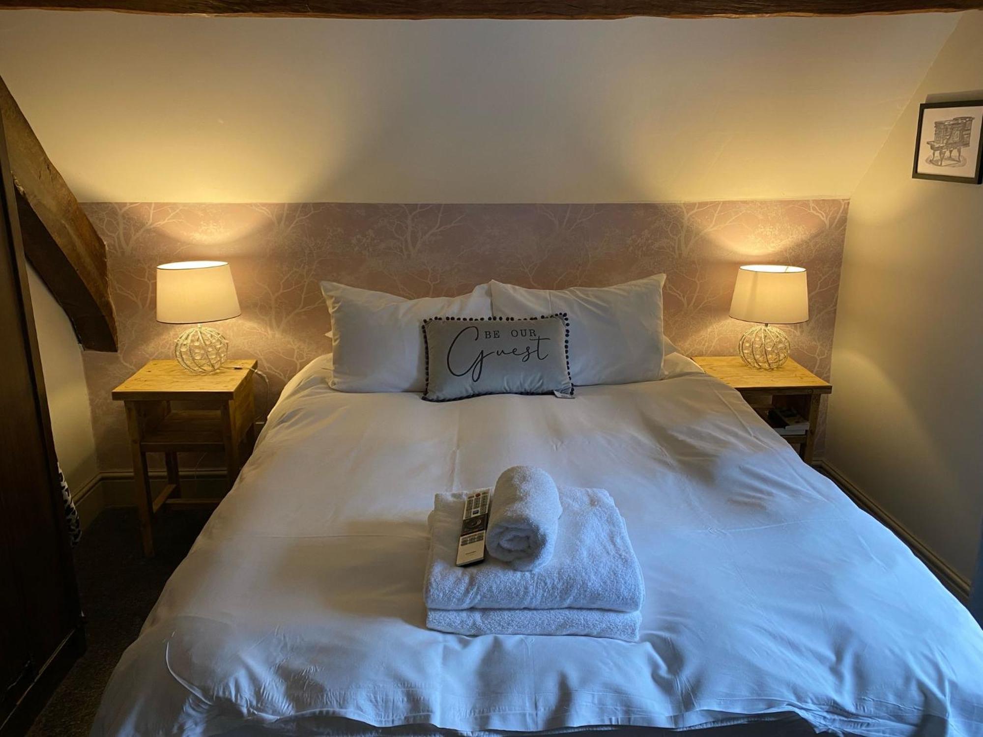 The Swan Taphouse Bed & Breakfast Ironbridge Dış mekan fotoğraf