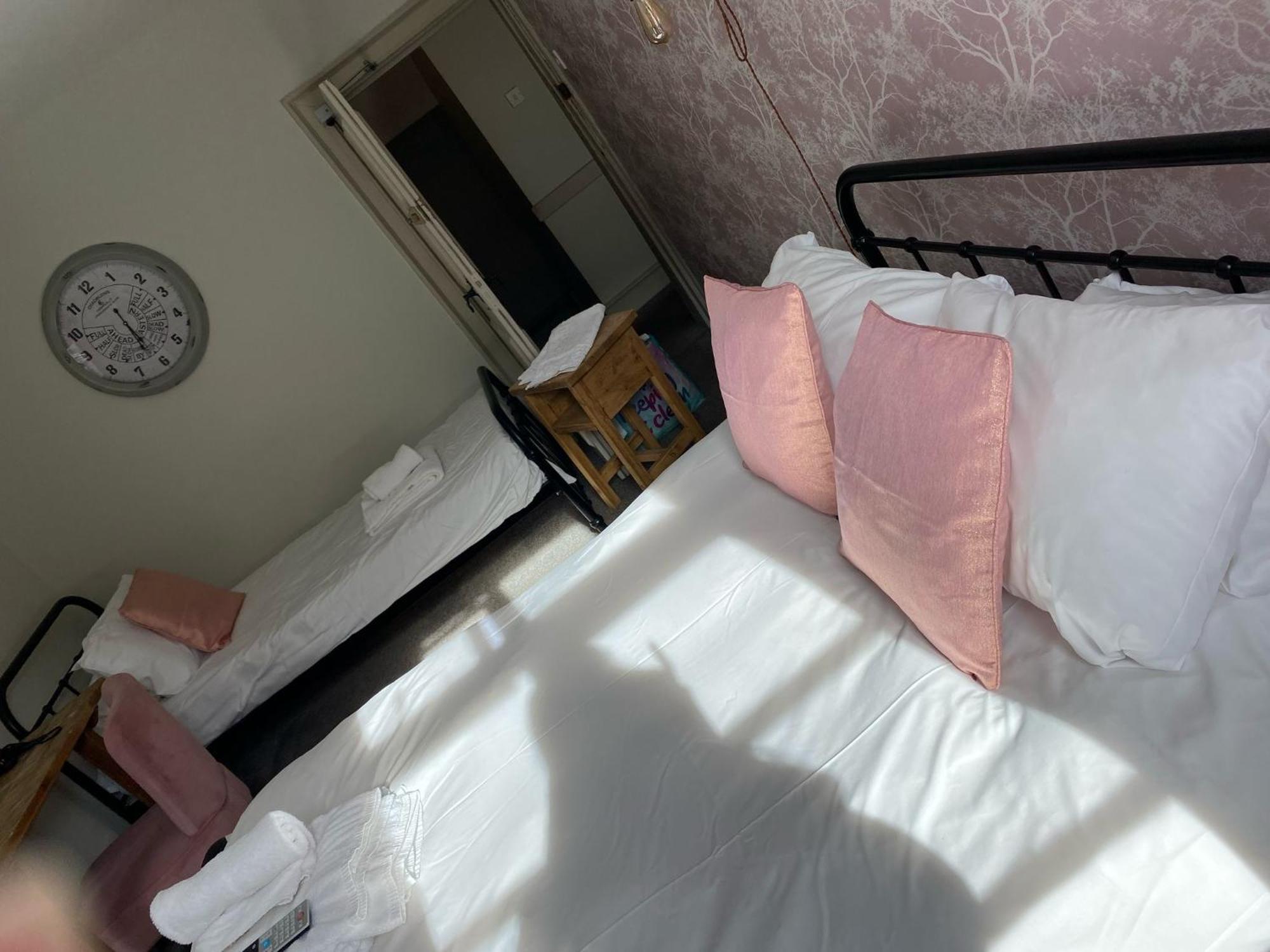 The Swan Taphouse Bed & Breakfast Ironbridge Dış mekan fotoğraf